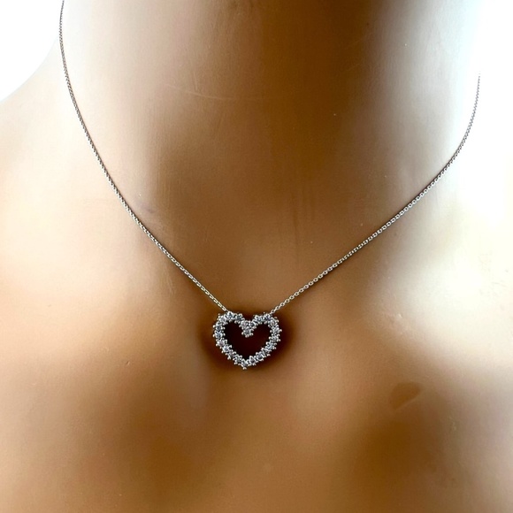 Vintage 14 Karat White Gold Diamond Heart Pendant Necklace #13732 - Picture 10 of 10